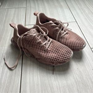 NoBull Dusty Rose Tie-Dye Mesh Runner - Size 8